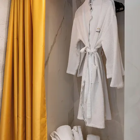 La E Bella Iv Gostinjska kuća 4*