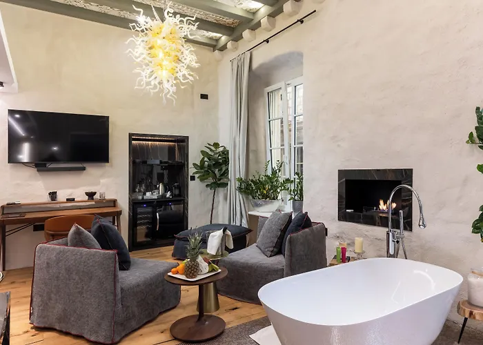 La E Bella Iv Guest house 4*