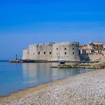 La E Bella Iv 4*